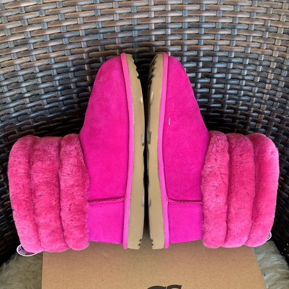 UGG Fluff Mini Quilted 1103612K Boys Fuchsia Pink Suede/Sheepskin Boots - Picture 9 of 16